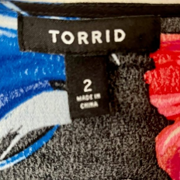 Torrid Open Floral Fringed Cardigan Roll Tab Sleeves - 2X - Picture 9 of 11